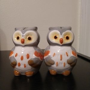 Owl salt and pepper shakers